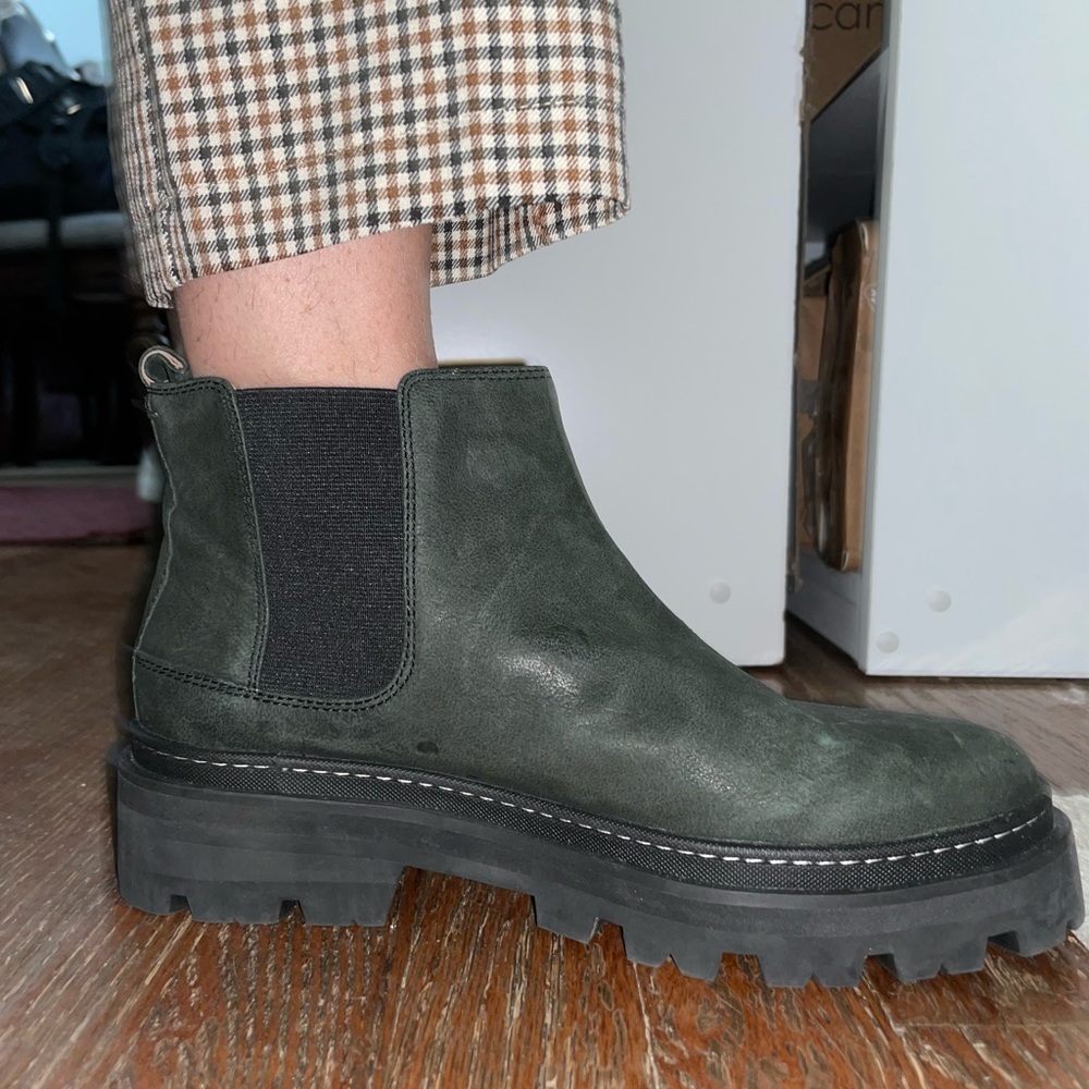 Madewell Black Paulette Chelsea Boot